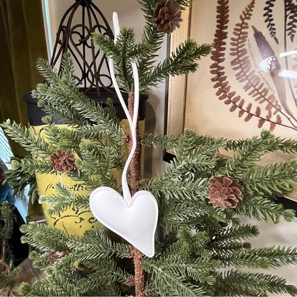 Accessories - White Irregular Heart Keychain Bag Charm Pendant Vegan Leather NWOT